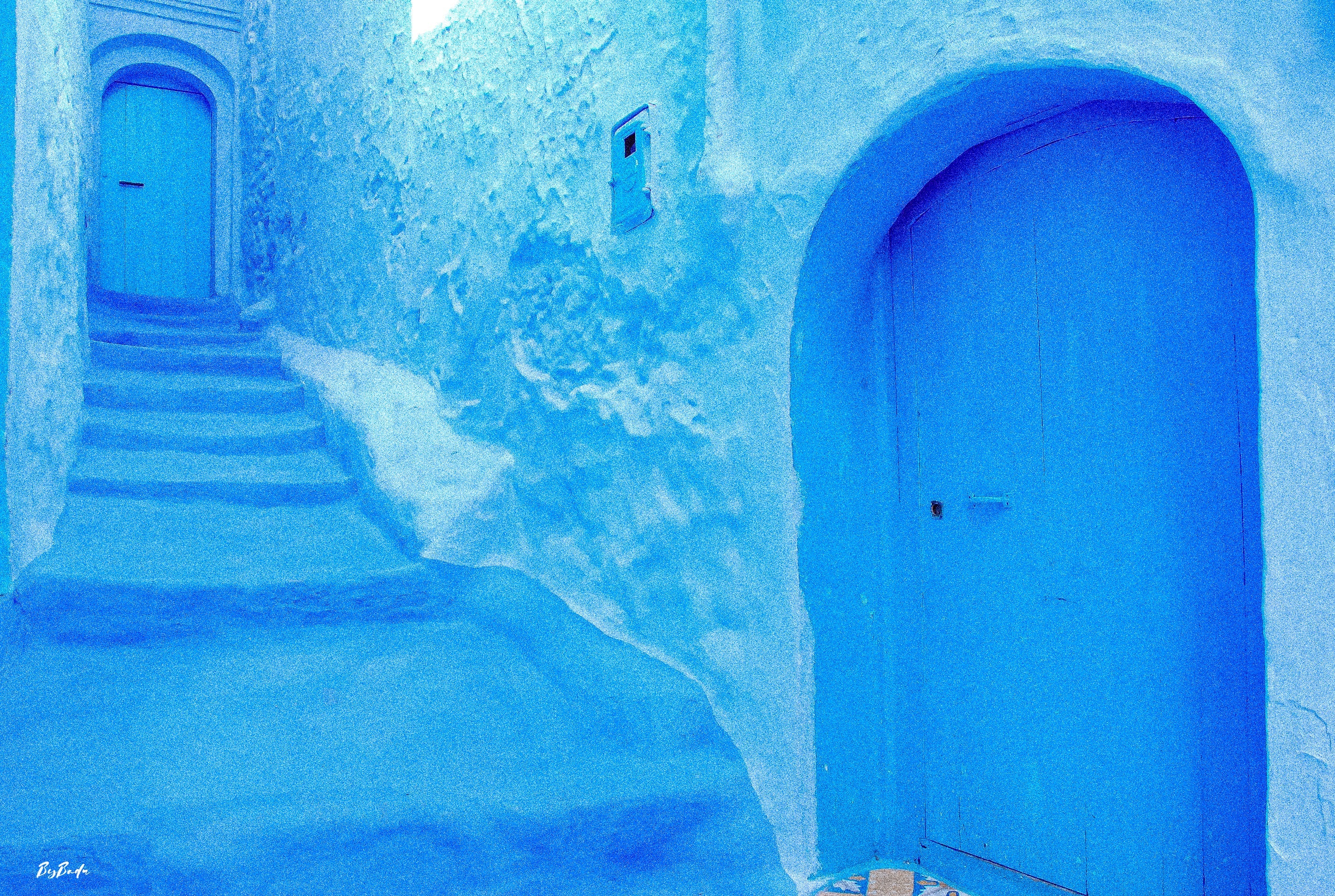 Les Bleus de Chefchaouen — Mockup mur blanc
