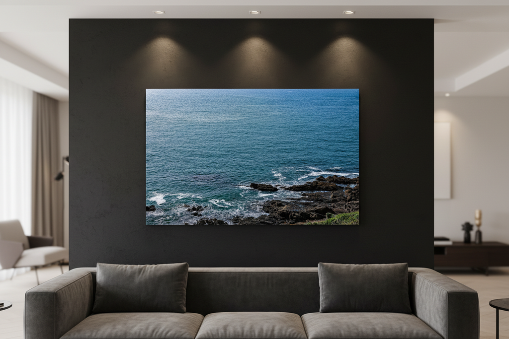 L'Appel du Large — Mockup mur noir