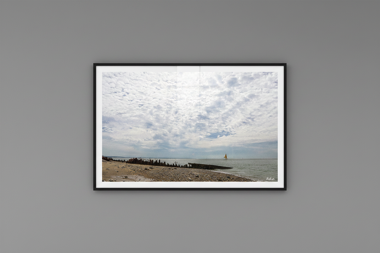 Sous le Grand Ciel de la Manche — Mur gris galerie