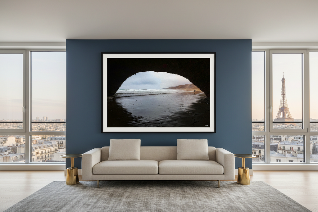 L'Arche de Legzira — photographie Fine Art encadrée dans un salon moderne | Bybadr
