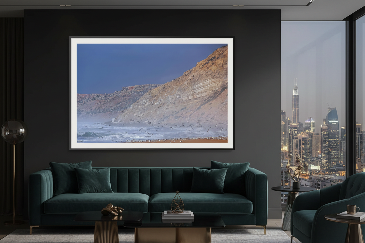 Les Sentinelles de Walidiya — photographie Fine Art encadrée dans un salon moderne | Bybadr

